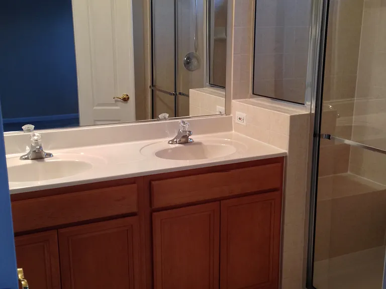 4665 Carisbrooke Ln — Photo 6