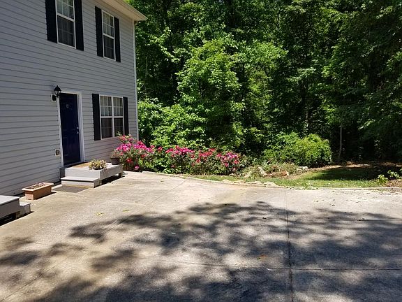 2nd image of 2950 Bridge Dr #A