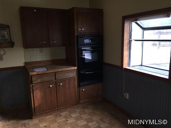5th image of 7948 Eisenhower Blvd