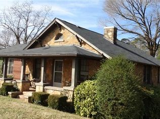 3011 N Center St, Hickory, NC 28601