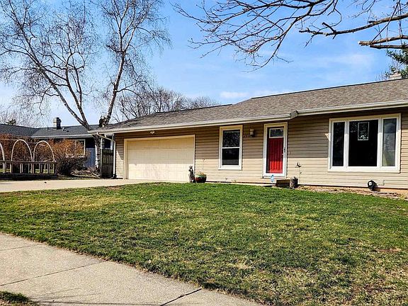 3rd image of 2818 Brandon Road