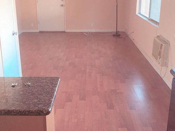 3rd image of 12553 Chandler Blvd APT 4