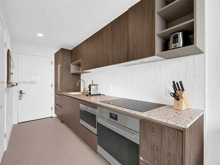 601 NE 1st Avenue 4814 #LPH — Photo 19