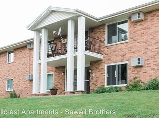 1023 W Main St #F5, Watertown, WI 53094