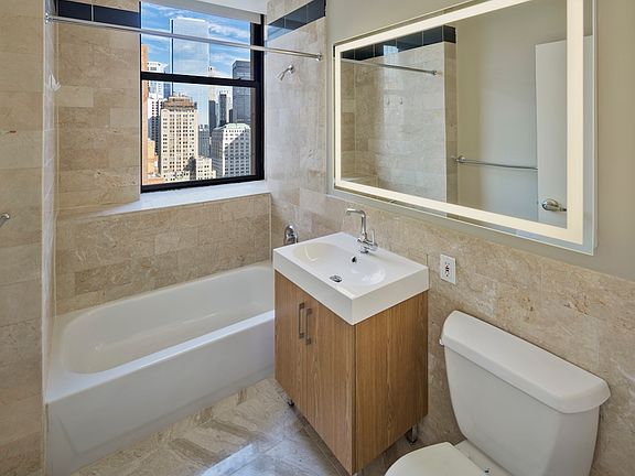 5th image of 1 West St APT 2101