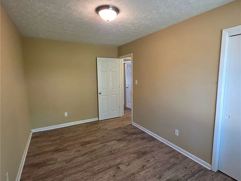 7172 Evanston St — Photo 13