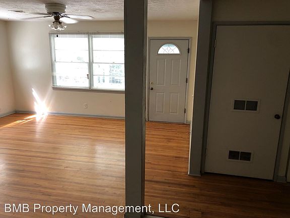 3rd image of 148 Nottingham Ct