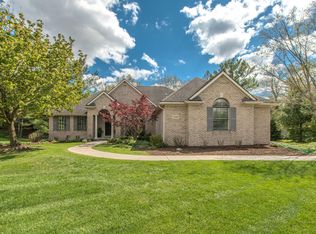 1453 Waterways Dr, Ann Arbor, MI 48108