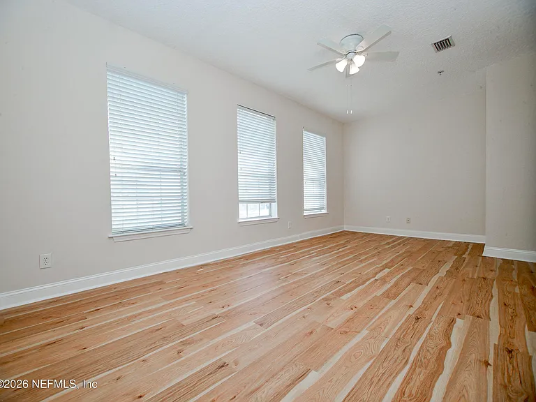 4442 Rock Creek Cir — Photo 23