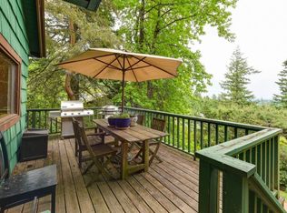 3821 SW Hillside Dr, Portland, OR 97221