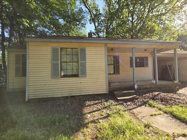 206 N Worthington Dr, West Memphis, AR 72301