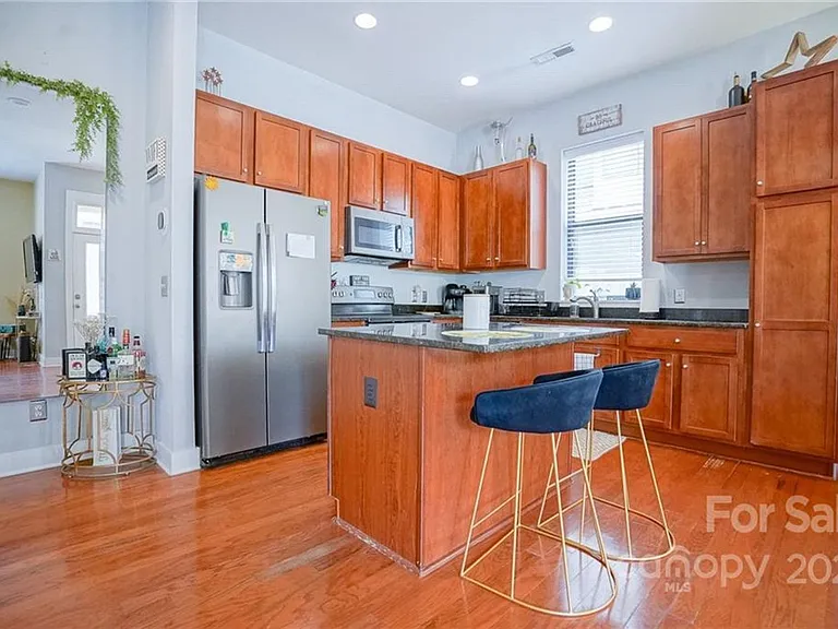 3427 Steel Yard Ct — Photo 15