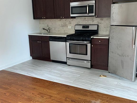 5th image of 4273 Martha Ave #1B