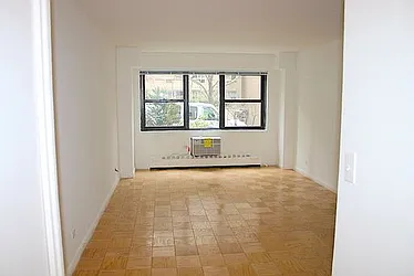 Rented by Carlyle Property Management