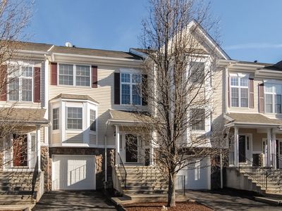 802 Larson Dr, Danbury, CT, 06810