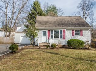 383 Fern St, Washington Township, NJ 07676