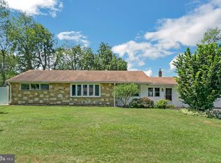 1194 Wayland Ave, Bensalem, PA 19020
