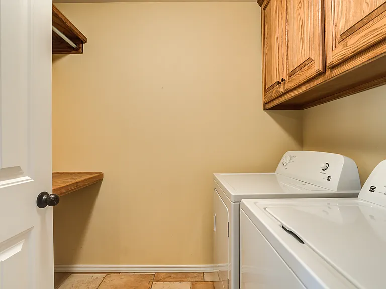 4802 Amherst St — Photo 20