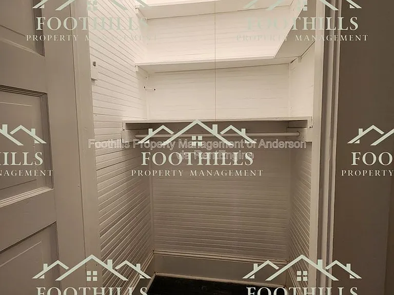 1208 W Whitner St — Photo 16