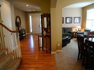 6727 Crest View Ave SE, Snoqualmie, WA 98065