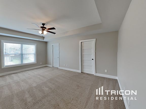5th image of 525 Somerset Ln