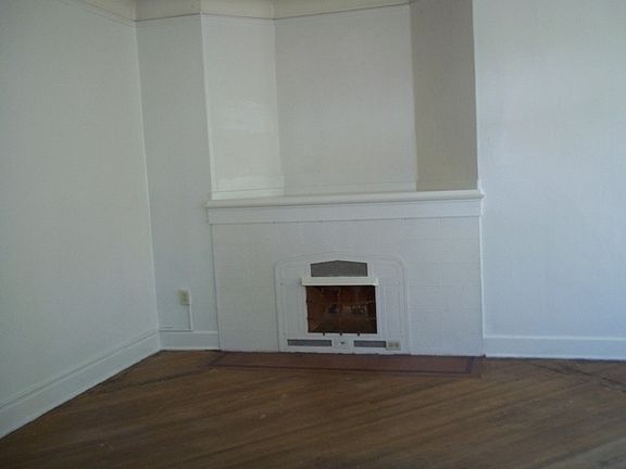 3rd image of 602 Boyer Ave APT A1