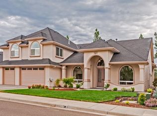 88 Pebble Creek Dr, Eagle Pt, OR 97524