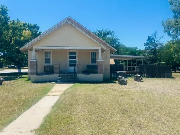 721 S Santa Fe St, Shattuck, OK 73858