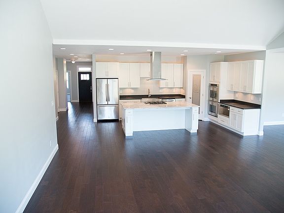 3rd image of 12214 Macon Way