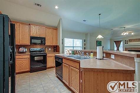 5th image of 1004 Shearwater Ave