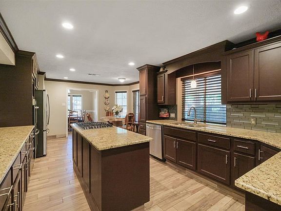 3rd image of 22219 Saddlewood Dr