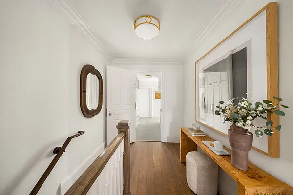 Sold by Sotheby's International Realty | media 36