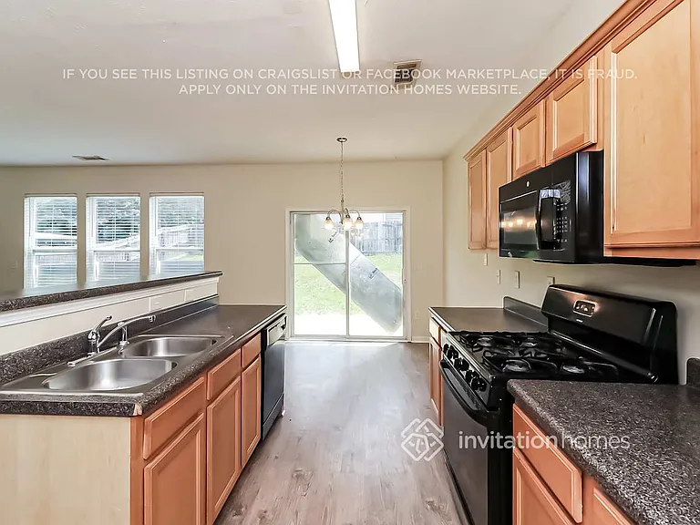3755 Shenfield Dr — Photo 12