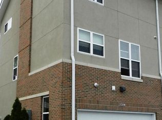 1389 Upper Green Cir, Columbus, OH 43212