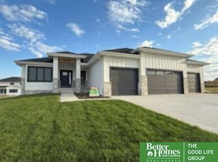 5602 N 213th Ave, Elkhorn, NE 68022