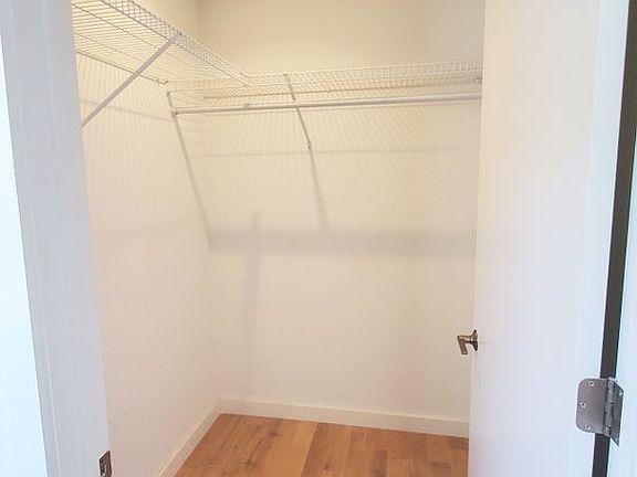 4th image of 507 S 8th St APT 302