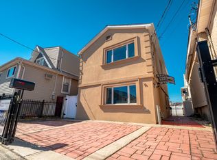 14 Lansing St, Staten Island, NY 10305