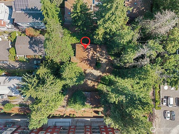 3rd image of 17552 12th Avenue NE