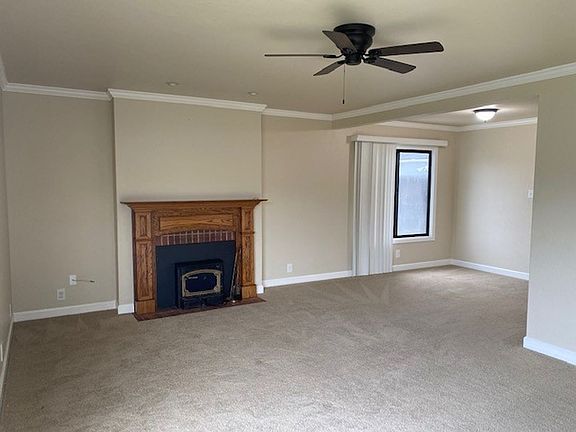 2nd image of 205 Wildwood Dr