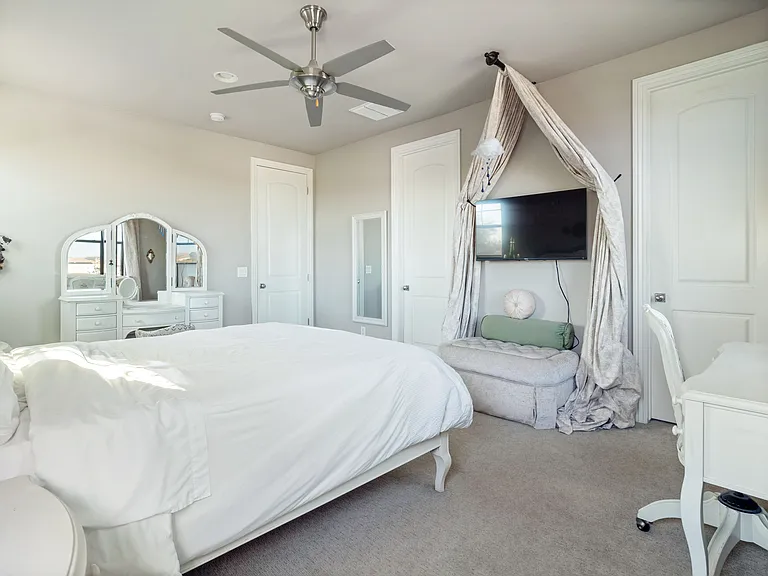 3857 E Mead Dr — Photo 52