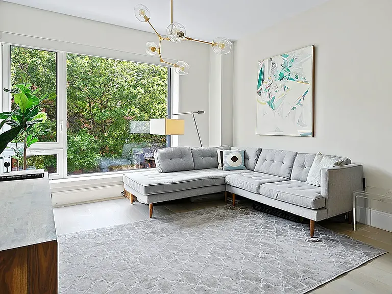 610 Warren St #6D — Photo 1