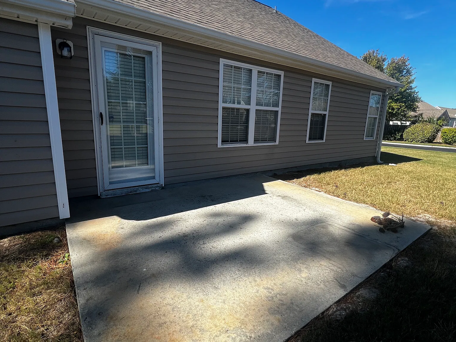 3 bed, 2001 sqft, $2,500 — Photo 4