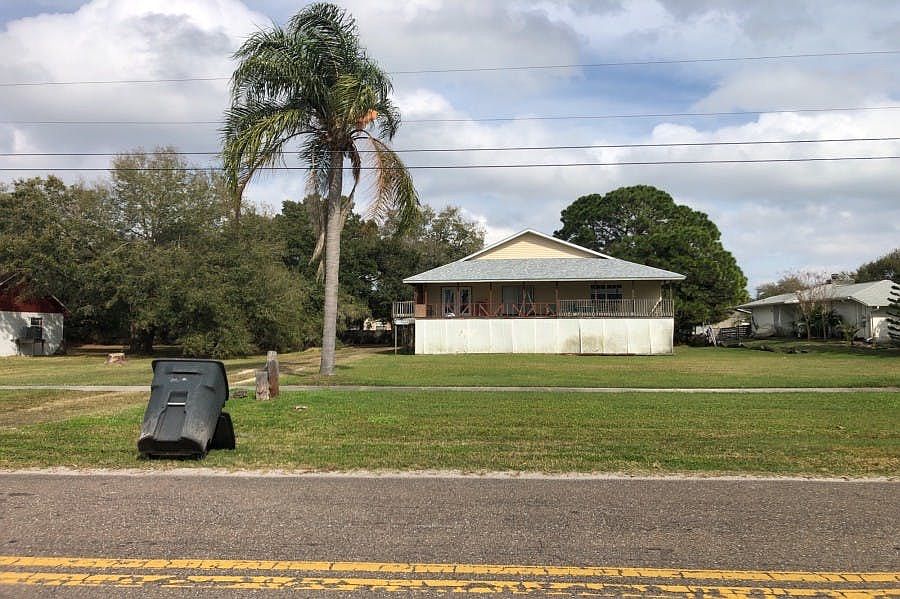 1st image of 731 Shore Dr E