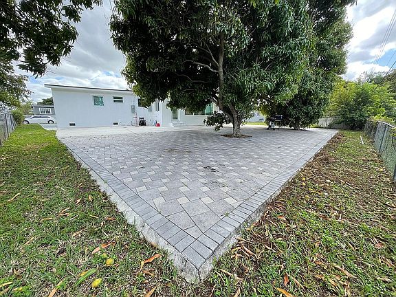 5th image of 3451 NW 177th Ter