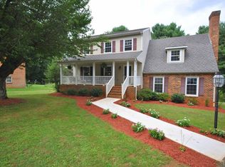 105 Warwick Pl, Forest, VA