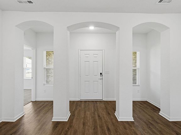5th image of 1155 Gallery Dr