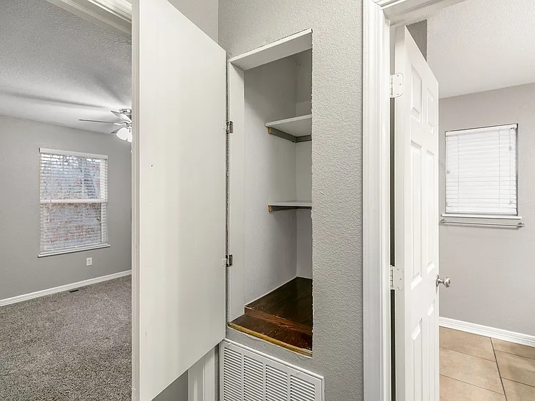 32 Kendal Dr — Photo 25
