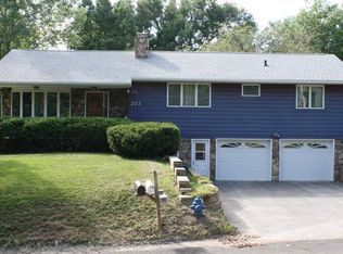 277 N Hackett Rd, Waterloo, IA 50701