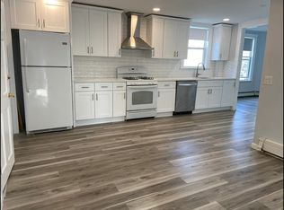 63 Holten St #3R, Danvers, MA 01923