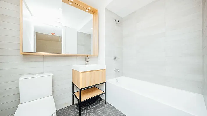 Rented by Nooklyn NYC LLC | media 12